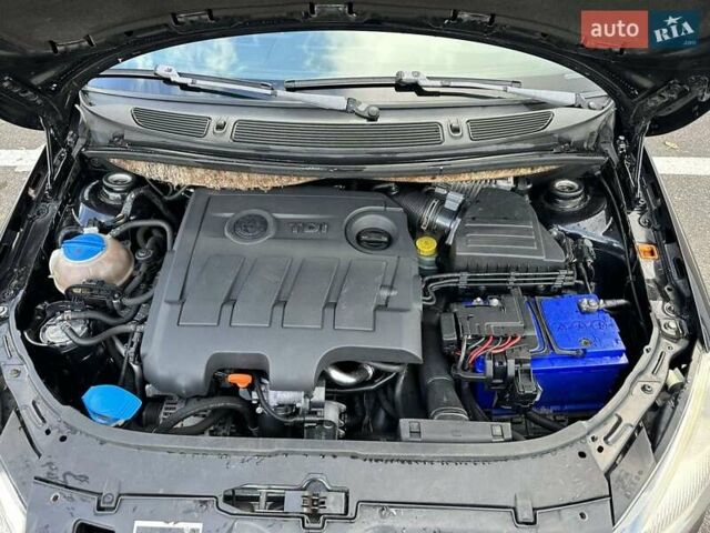 Черный Шкода Фабия, объемом двигателя 1.6 л и пробегом 195 тыс. км за 5500 $, фото 23 на Automoto.ua