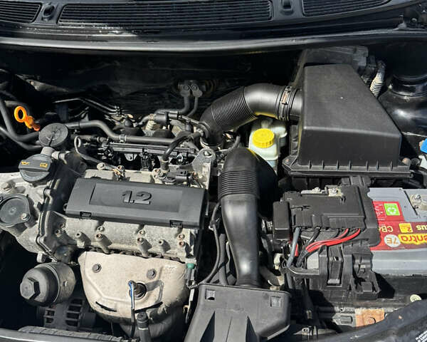 Чорний Шкода Фабія, об'ємом двигуна 1.2 л та пробігом 150 тис. км за 4500 $, фото 14 на Automoto.ua