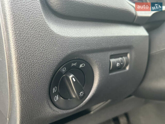 Чорний Шкода Фабія, об'ємом двигуна 1.2 л та пробігом 141 тис. км за 7200 $, фото 69 на Automoto.ua