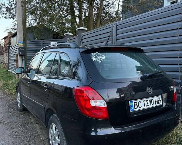 Черный Шкода Фабия, объемом двигателя 1.2 л и пробегом 295 тыс. км за 4900 $, фото 43 на Automoto.ua