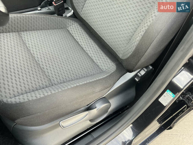 Шкода Фабия 2010 в Луцке на Automoto.ua Черный Шкода Фабия, объемом двигателя 1.2 л и пробегом 141 тыс. км за 6850 $, фото 64 на Automoto.ua