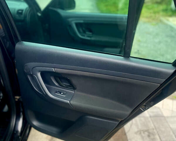 Черный Шкода Фабия, объемом двигателя 1.2 л и пробегом 243 тыс. км за 5300 $, фото 14 на Automoto.ua