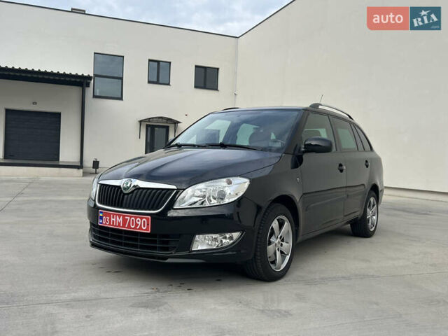 Шкода Фабия 2010 в Луцке на Automoto.ua Черный Шкода Фабия, объемом двигателя 1.2 л и пробегом 141 тыс. км за 6850 $, фото 1 на Automoto.ua
