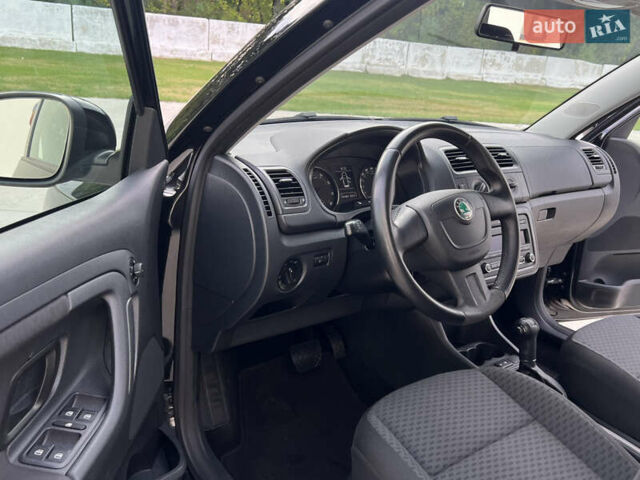 Шкода Фабия 2010 в Луцке на Automoto.ua Черный Шкода Фабия, объемом двигателя 1.2 л и пробегом 141 тыс. км за 6850 $, фото 58 на Automoto.ua