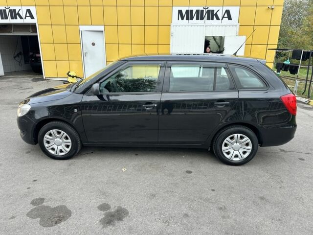 Чорний Шкода Фабія, об'ємом двигуна 1.6 л та пробігом 195 тис. км за 5500 $, фото 8 на Automoto.ua