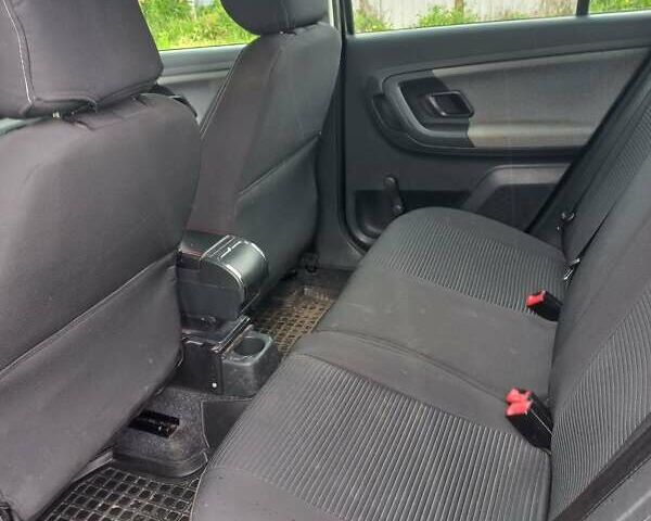 Чорний Шкода Фабія, об'ємом двигуна 1.6 л та пробігом 266 тис. км за 6000 $, фото 6 на Automoto.ua