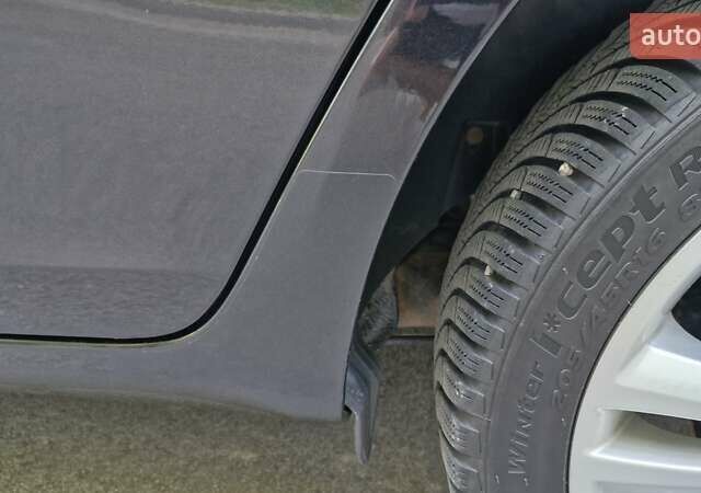 Черный Шкода Фабия, объемом двигателя 1.6 л и пробегом 175 тыс. км за 6450 $, фото 7 на Automoto.ua