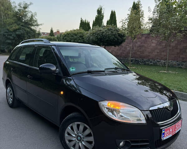 Чорний Шкода Фабія, об'ємом двигуна 1.4 л та пробігом 173 тис. км за 5750 $, фото 2 на Automoto.ua