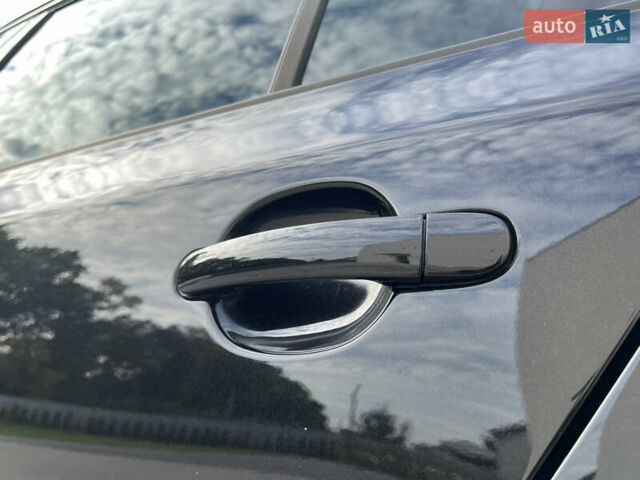 Шкода Фабия 2010 в Луцке на Automoto.ua Черный Шкода Фабия, объемом двигателя 1.2 л и пробегом 141 тыс. км за 6850 $, фото 41 на Automoto.ua