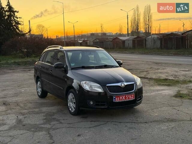 Чорний Шкода Фабія, об'ємом двигуна 1.4 л та пробігом 186 тис. км за 6000 $, фото 7 на Automoto.ua