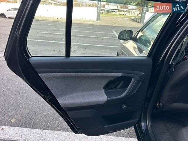 Черный Шкода Фабия, объемом двигателя 1.6 л и пробегом 195 тыс. км за 5500 $, фото 15 на Automoto.ua