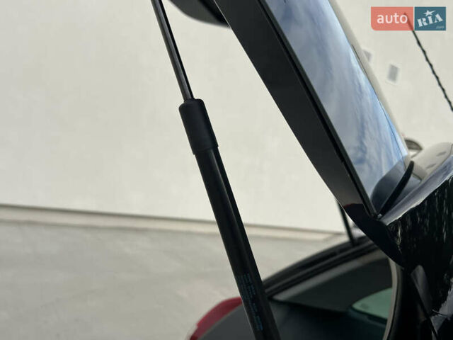 Шкода Фабия 2010 в Луцке на Automoto.ua Черный Шкода Фабия, объемом двигателя 1.2 л и пробегом 141 тыс. км за 6850 $, фото 128 на Automoto.ua