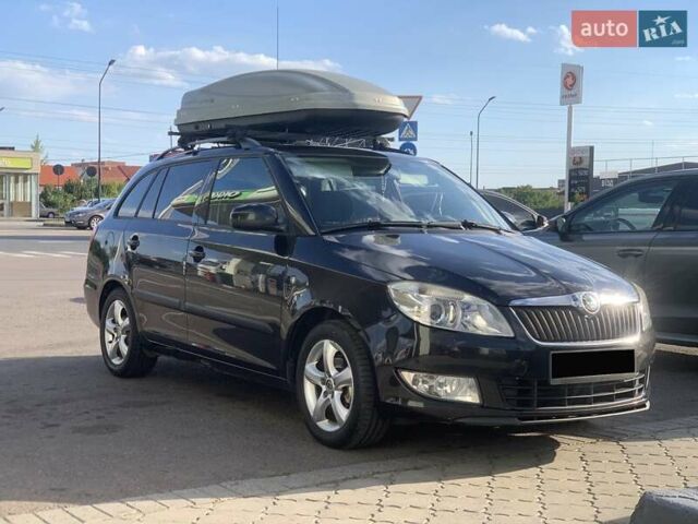 Черный Шкода Фабия, объемом двигателя 1.2 л и пробегом 267 тыс. км за 5499 $, фото 1 на Automoto.ua