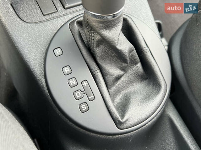 Шкода Фабия 2010 в Луцке на Automoto.ua Черный Шкода Фабия, объемом двигателя 1.2 л и пробегом 141 тыс. км за 6850 $, фото 72 на Automoto.ua