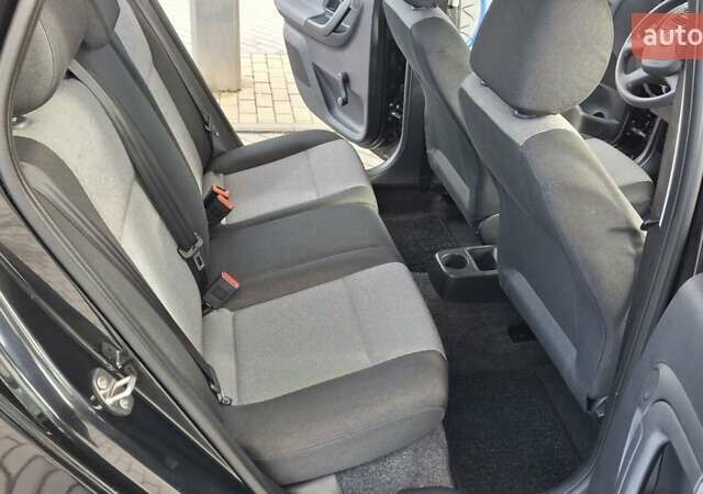 Чорний Шкода Фабія, об'ємом двигуна 1.2 л та пробігом 137 тис. км за 4750 $, фото 18 на Automoto.ua