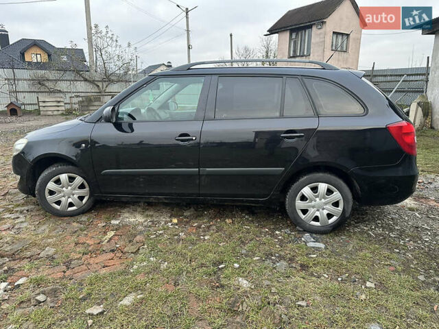 Черный Шкода Фабия, объемом двигателя 1.2 л и пробегом 191 тыс. км за 3950 $, фото 7 на Automoto.ua