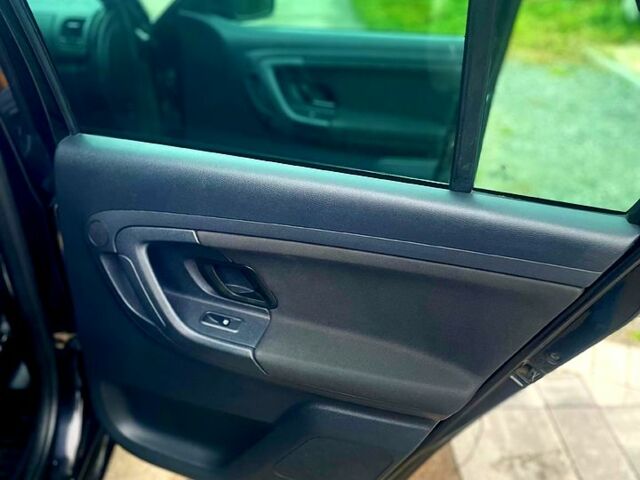 Черный Шкода Фабия, объемом двигателя 1.2 л и пробегом 243 тыс. км за 5300 $, фото 10 на Automoto.ua