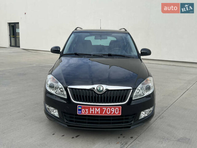 Шкода Фабия 2010 в Луцке на Automoto.ua Черный Шкода Фабия, объемом двигателя 1.2 л и пробегом 141 тыс. км за 6850 $, фото 3 на Automoto.ua