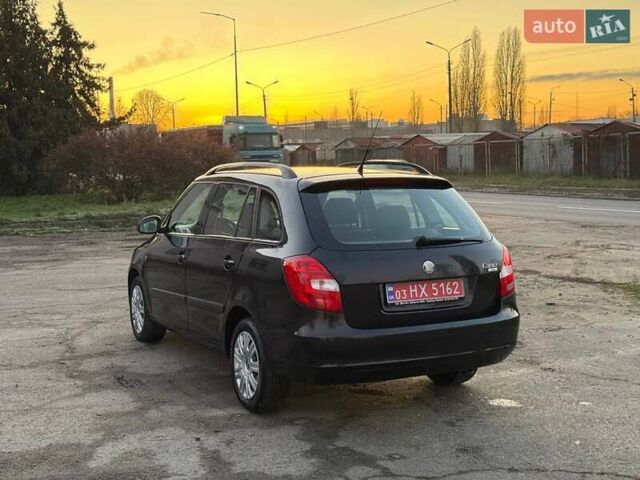 Чорний Шкода Фабія, об'ємом двигуна 1.4 л та пробігом 186 тис. км за 6000 $, фото 1 на Automoto.ua