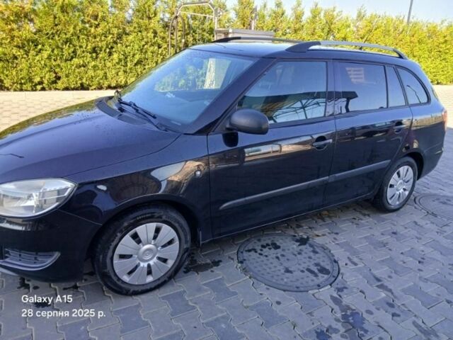 Шкода Фабия 2010 в Иршава на Automoto.ua Черный Шкода Фабия, объемом двигателя 1.2 л и пробегом 180 тыс. км за 5954 $, фото 5 на Automoto.ua