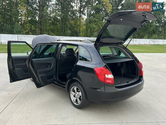 Шкода Фабия 2010 в Луцке на Automoto.ua Черный Шкода Фабия, объемом двигателя 1.2 л и пробегом 141 тыс. км за 6850 $, фото 156 на Automoto.ua