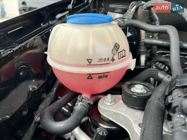 Шкода Фабия 2010 в Луцке на Automoto.ua Черный Шкода Фабия, объемом двигателя 1.2 л и пробегом 141 тыс. км за 6850 $, фото 148 на Automoto.ua