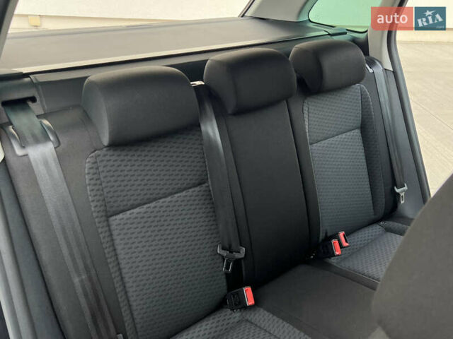 Шкода Фабия 2010 в Луцке на Automoto.ua Черный Шкода Фабия, объемом двигателя 1.2 л и пробегом 141 тыс. км за 6850 $, фото 100 на Automoto.ua