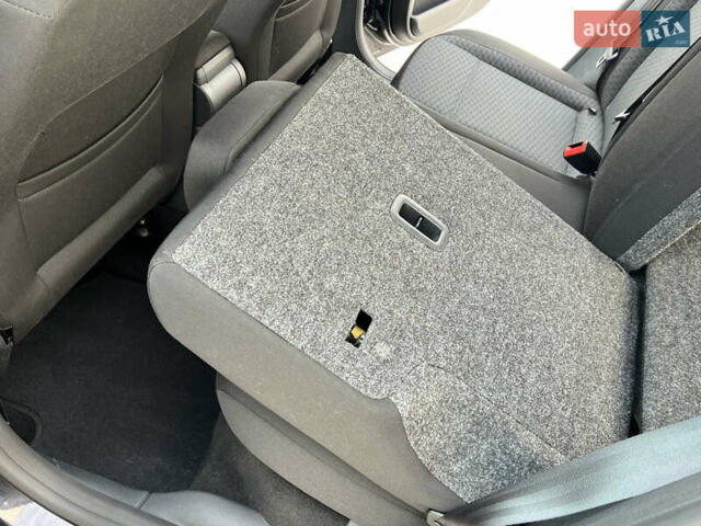 Шкода Фабия 2010 в Луцке на Automoto.ua Черный Шкода Фабия, объемом двигателя 1.2 л и пробегом 141 тыс. км за 6850 $, фото 85 на Automoto.ua