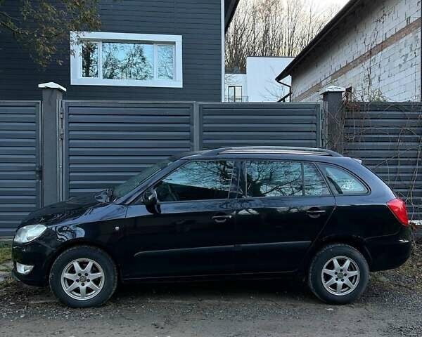 Черный Шкода Фабия, объемом двигателя 1.2 л и пробегом 295 тыс. км за 4900 $, фото 46 на Automoto.ua