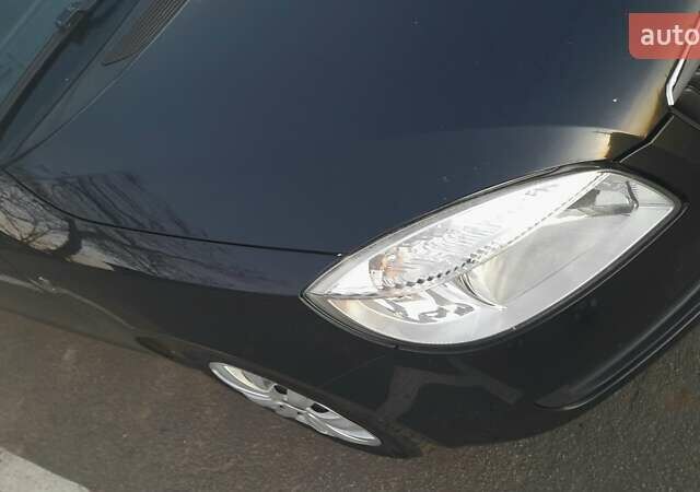 Черный Шкода Фабия, объемом двигателя 1.2 л и пробегом 233 тыс. км за 4900 $, фото 31 на Automoto.ua