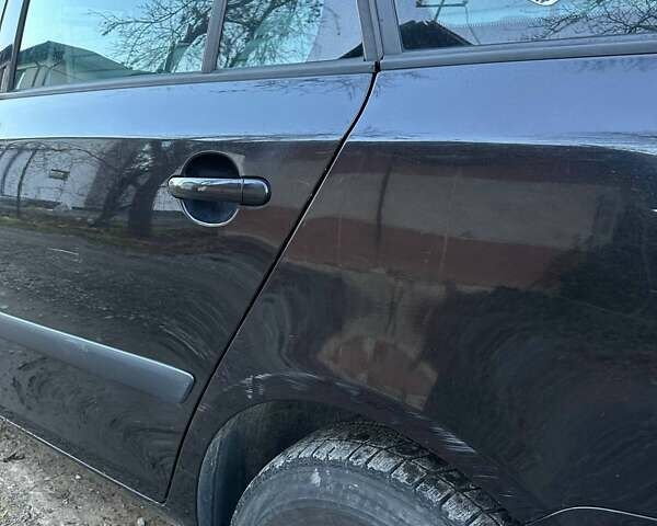 Черный Шкода Фабия, объемом двигателя 1.2 л и пробегом 295 тыс. км за 4900 $, фото 53 на Automoto.ua