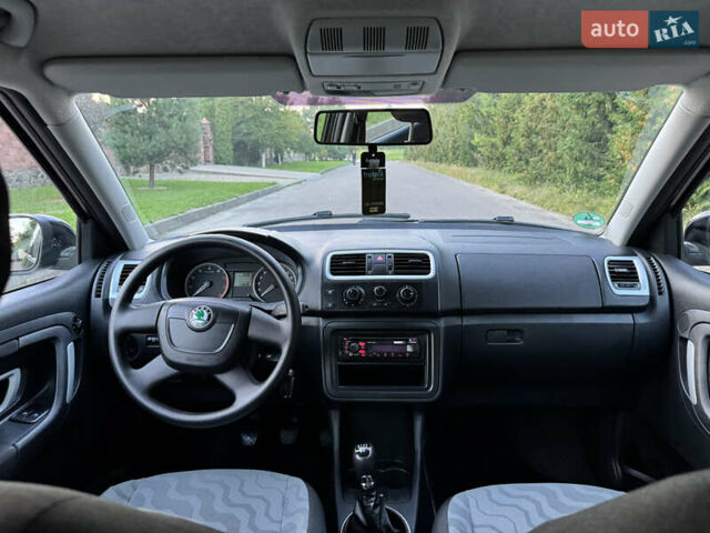 Чорний Шкода Фабія, об'ємом двигуна 1.4 л та пробігом 173 тис. км за 5750 $, фото 29 на Automoto.ua