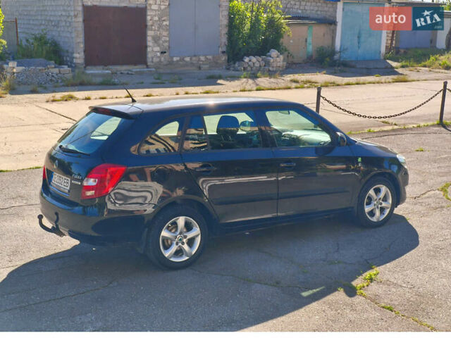 Шкода Фабия 2011 в Новоднестровск на Automoto.ua Черный Шкода Фабия, объемом двигателя 1.2 л и пробегом 195 тыс. км за 6300 $, фото 5 на Automoto.ua