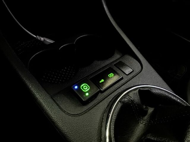 Шкода Фабия 2011 в Кропивницком (Кировограде) на Automoto.ua Черный Шкода Фабия, объемом двигателя 1.4 л и пробегом 172 тыс. км за 6400 $, фото 16 на Automoto.ua