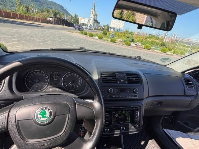 Черный Шкода Фабия, объемом двигателя 1.6 л и пробегом 295 тыс. км за 6699 $, фото 13 на Automoto.ua