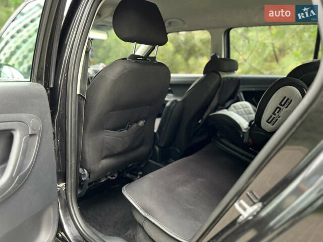Чорний Шкода Фабія, об'ємом двигуна 1.2 л та пробігом 270 тис. км за 5500 $, фото 10 на Automoto.ua