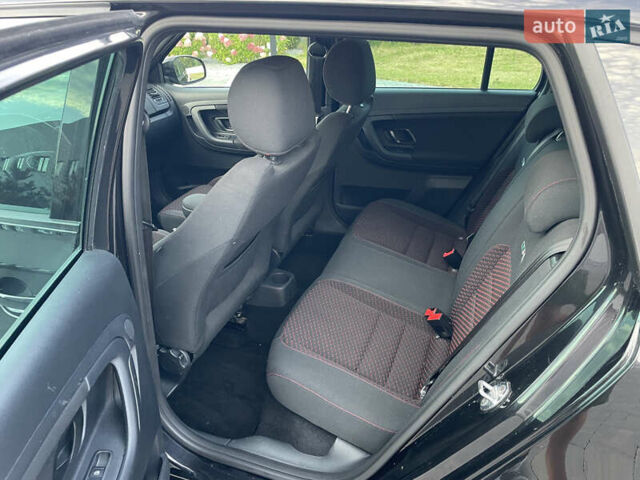 Черный Шкода Фабия, объемом двигателя 1.4 л и пробегом 179 тыс. км за 7750 $, фото 29 на Automoto.ua