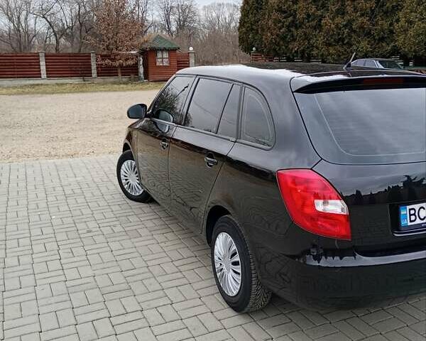 Черный Шкода Фабия, объемом двигателя 1.6 л и пробегом 221 тыс. км за 5350 $, фото 4 на Automoto.ua