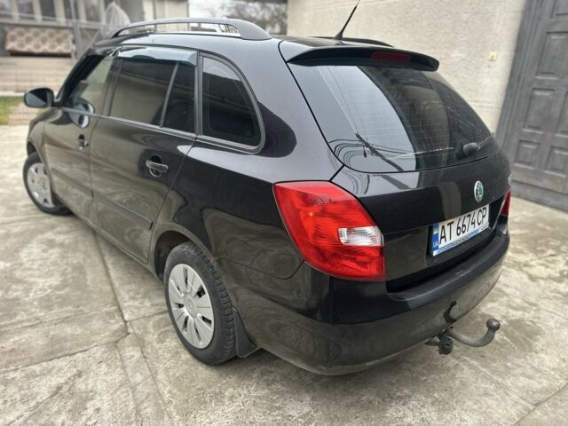 Чорний Шкода Фабія, об'ємом двигуна 1.6 л та пробігом 275 тис. км за 5250 $, фото 4 на Automoto.ua