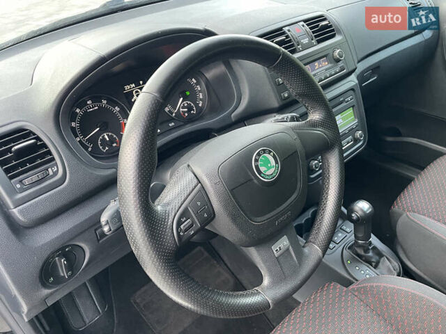 Черный Шкода Фабия, объемом двигателя 1.4 л и пробегом 179 тыс. км за 7750 $, фото 22 на Automoto.ua