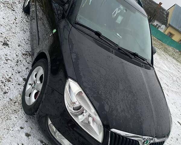 Черный Шкода Фабия, объемом двигателя 1.2 л и пробегом 258 тыс. км за 5490 $, фото 4 на Automoto.ua