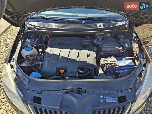 Шкода Фабия 2011 в Коломые на Automoto.ua Черный Шкода Фабия, объемом двигателя 1.6 л и пробегом 200 тыс. км за 5500 $, фото 11 на Automoto.ua