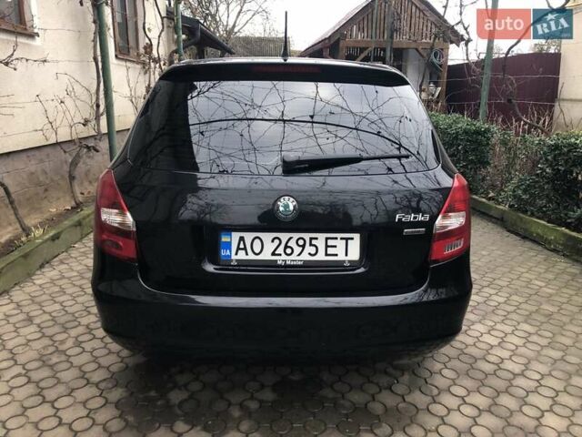 Черный Шкода Фабия, объемом двигателя 1.6 л и пробегом 257 тыс. км за 6000 $, фото 2 на Automoto.ua