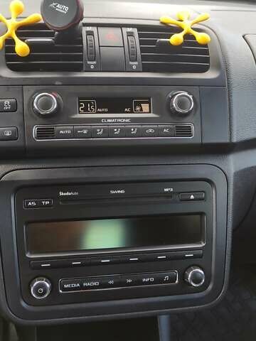 Шкода Фабия 2012 в Полтаве на Automoto.ua Черный Шкода Фабия, объемом двигателя 1.6 л и пробегом 211 тыс. км за 6500 $, фото 1 на Automoto.ua