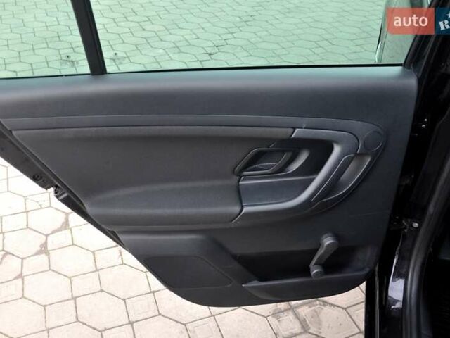 Черный Шкода Фабия, объемом двигателя 1.2 л и пробегом 196 тыс. км за 5700 $, фото 17 на Automoto.ua