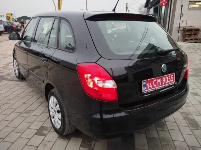 Черный Шкода Фабия, объемом двигателя 1.2 л и пробегом 210 тыс. км за 5250 $, фото 4 на Automoto.ua