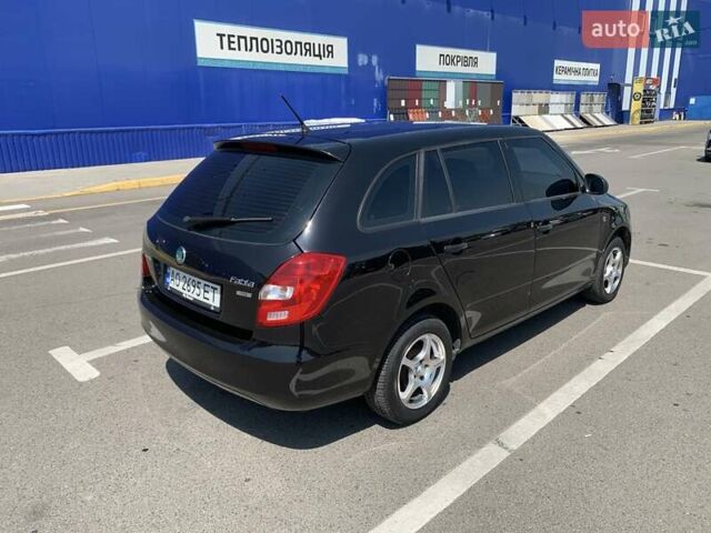 Черный Шкода Фабия, объемом двигателя 1.6 л и пробегом 240 тыс. км за 6000 $, фото 2 на Automoto.ua