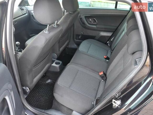 Черный Шкода Фабия, объемом двигателя 1.2 л и пробегом 196 тыс. км за 5700 $, фото 18 на Automoto.ua