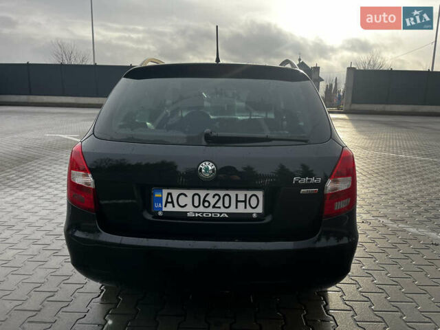 Чорний Шкода Фабія, об'ємом двигуна 1.6 л та пробігом 280 тис. км за 6600 $, фото 7 на Automoto.ua