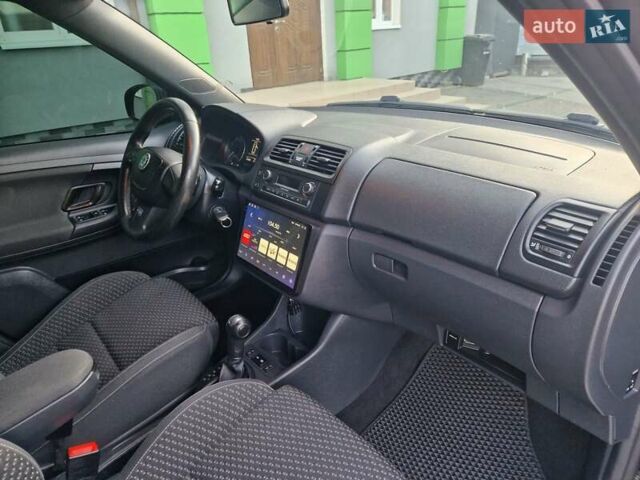 Чорний Шкода Фабія, об'ємом двигуна 1.4 л та пробігом 227 тис. км за 6600 $, фото 40 на Automoto.ua